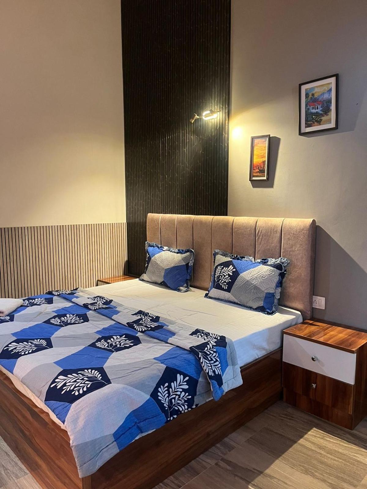 Studio Apartment In Greater Noida Ngoại thất bức ảnh